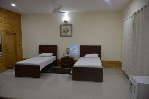 2 Bedroom/Double Bedroom-1inGahirat Castle Hotel-guestkor_com