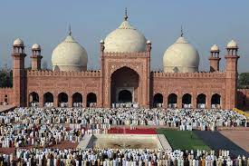 Exploring the Magnificent Mosques of Pakistan-guestkor_com