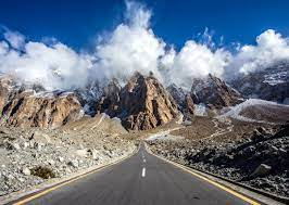 Exploring the Spectacular Karakoram Highway in Pakistan-guestkor_com