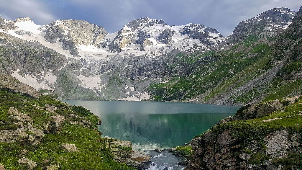 Katora lake Jahaz Banda Kumrat Upper Dir- KPK-guestkor_com