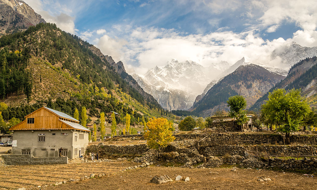 Most Beautiful Village in the    PAKISTAN-guestkor_com
