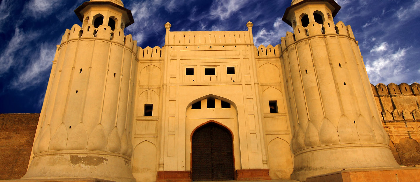 The Captivating Story of Pakistan's Royal Fortresses-guestkor_com