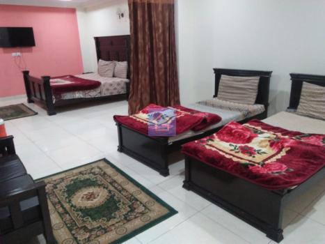 Family Bedroom-1inBahrain Continental-guestkor_com