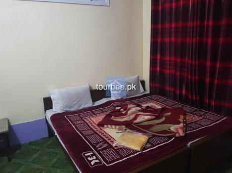 3 Bedrom/Triple Bedroom-1inNew Parbat Hotel-guestkor_com