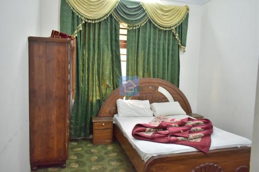Master bedroom-1inHotel Hills Park-guestkor_com