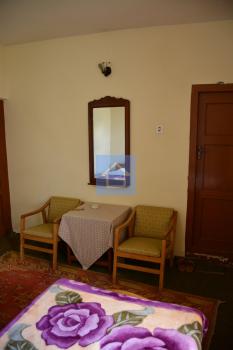 Master Bedroom-1inGulmit Tourist Inn-guestkor_com