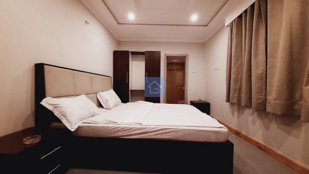 Master bedroom-1inGawalmandi Serenity-guestkor_com