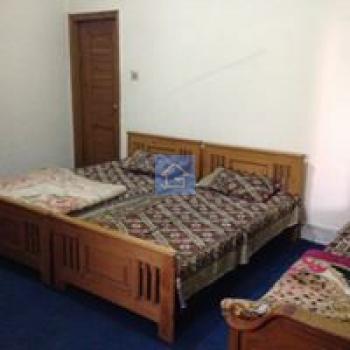 3 Bedroom / Triple Bedroom-1inHotel Pakeeza-guestkor_com