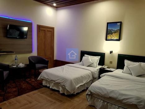 3 Bedroom-1inThe Jungle Inn Resort-guestkor_com