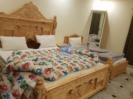 Quad Bedroom-1inNew Honeymoon Hotel-guestkor_com