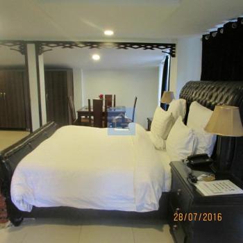 Superior Double Room-1inCosy Knock Hotel-guestkor_com