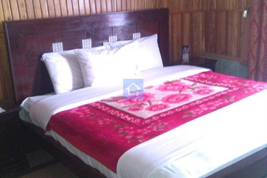 Luxury Double Bed Room-1inMove n Pick-guestkor_com