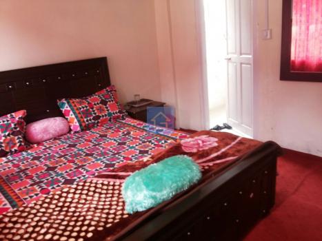 Master Bedroom-1inKashmir Lodges Sharda-guestkor_com