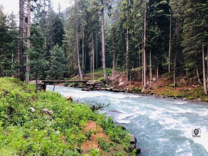 47- tour 5 days 4 nights karachi to kumrat valley     executive family tour winter/snowfall  package