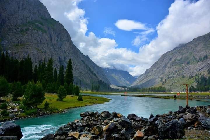 42- tour 8 days 7 nights lahore to swat & naran valley     standard group tour winter/snowfall  package